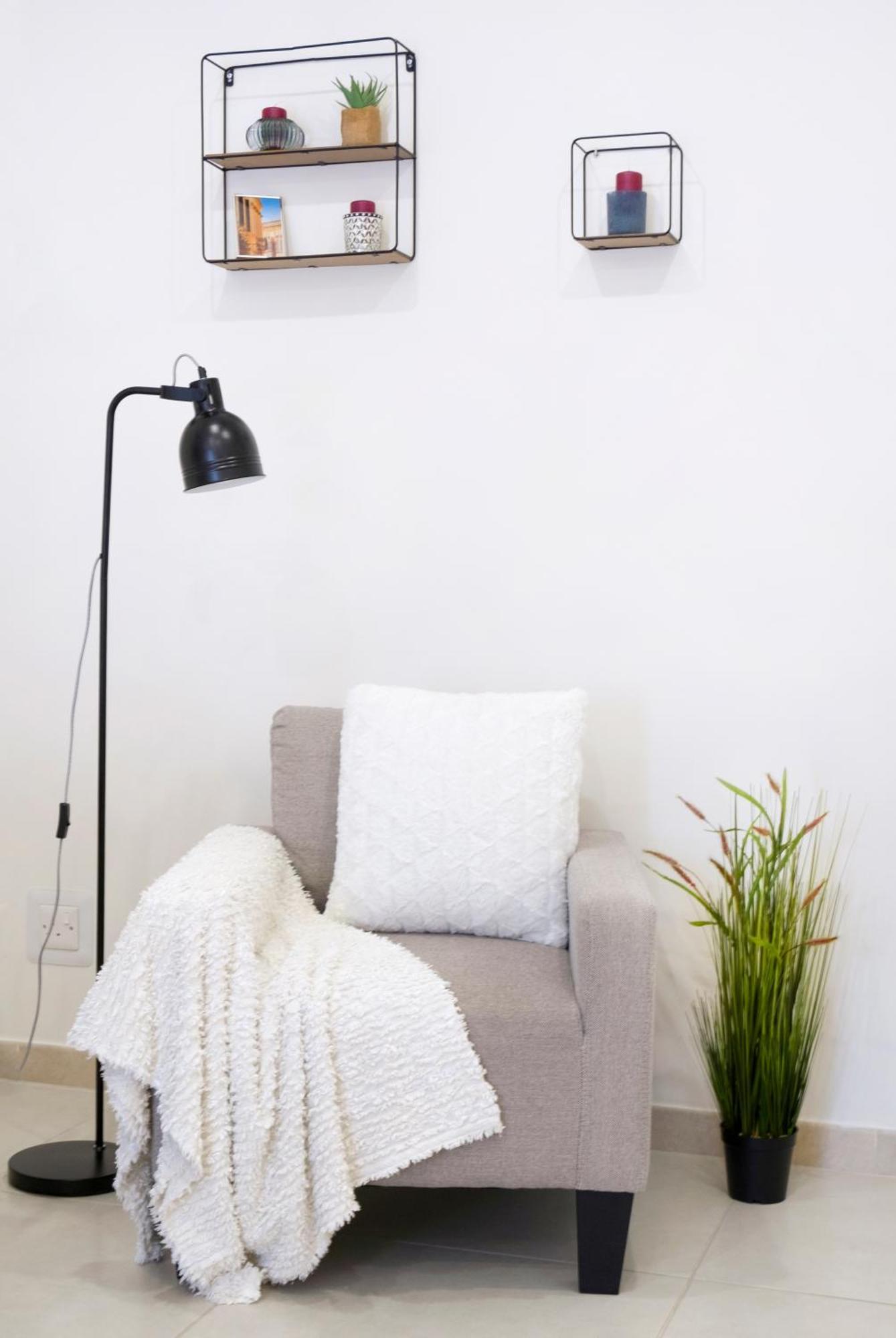 Central Rooms - Near Valletta & Sliema - Best Bus Lines Hamrun 외부 사진